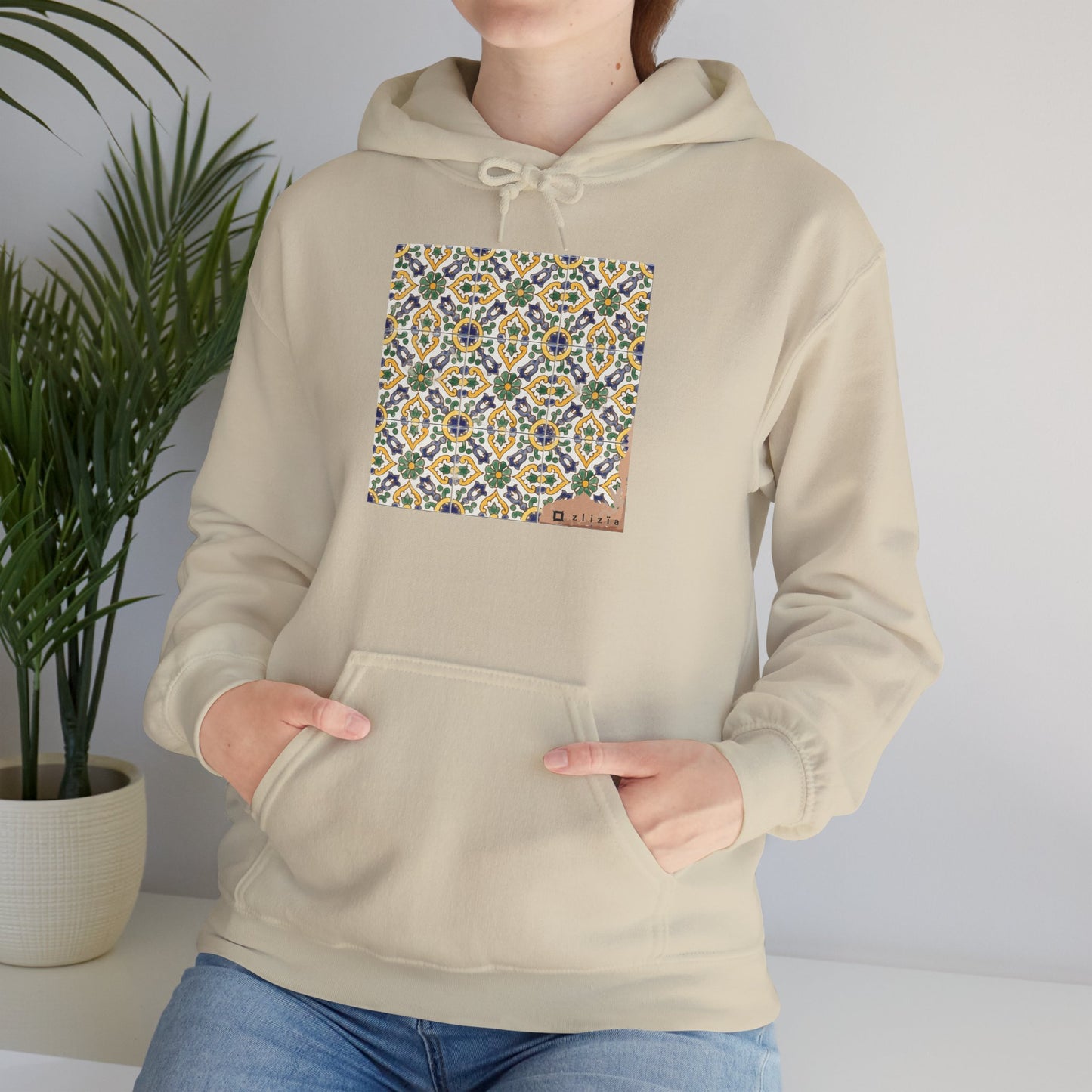 Borgine Vintage Hoodie