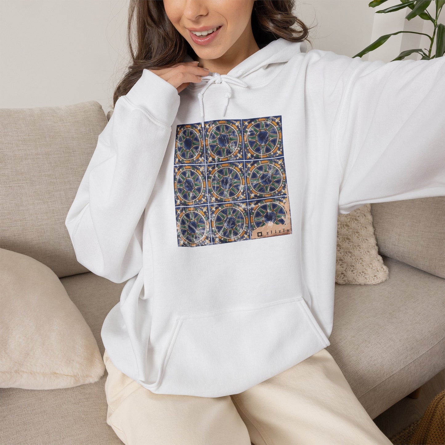 Ines Vintage Hoodie