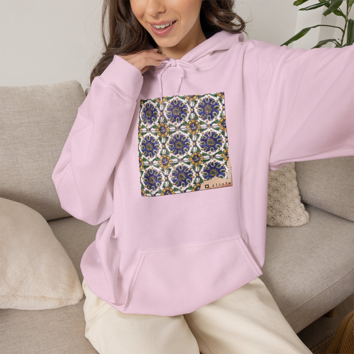 Noria Vintage Hoodie
